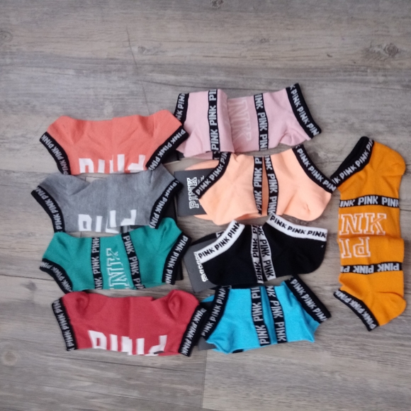 🎄Victoria's Secret socks 9 pair 35.00🎁 - Picture 8 of 8